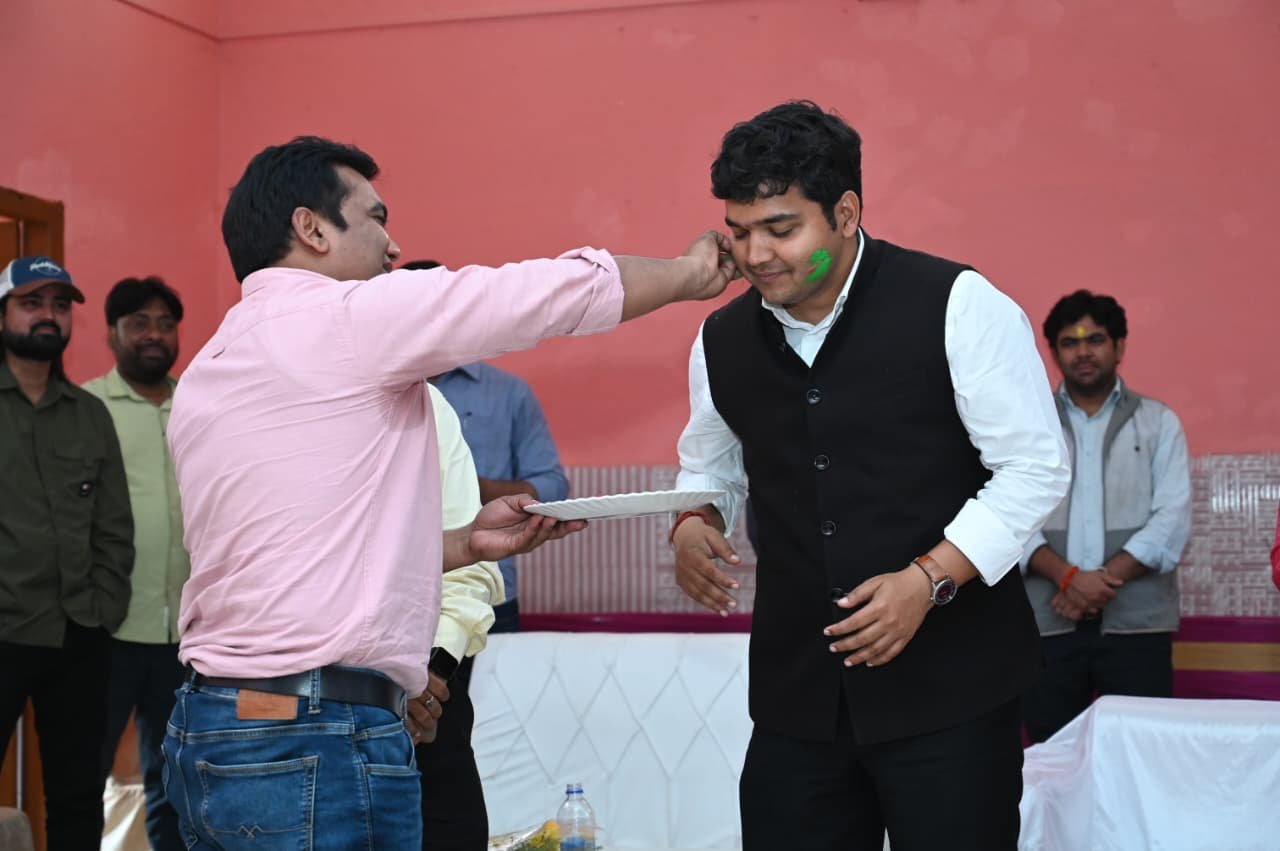 pakur news:नगर परिषद,पाकुड़ द्वारा भव्य होली मिलन समारोह का आयोजन pakur news:नगर परिषद,पाकुड़ द्वारा भव्य होली मिलन समारोह का आयोजन