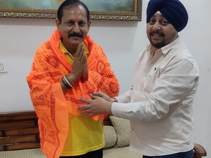 झारखंड से समाजसेवी और साईं भक्तों का चयन शुरू,प्रसन्न कुमार हुए सम्मानित झारखंड से समाजसेवी और साईं भक्तों का चयन शुरू,प्रसन्न कुमार हुए सम्मानित