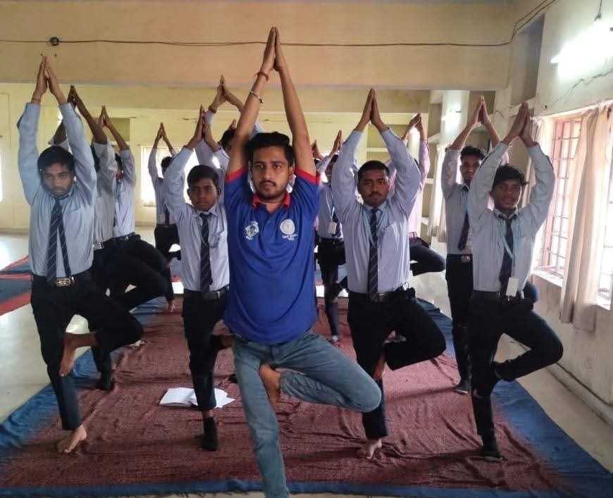 योग से स्वस्थ जीवन की दिशा में पहल,पाकुड़ में आयुष विभाग का विशेष प्रशिक्षण कार्यक्रम