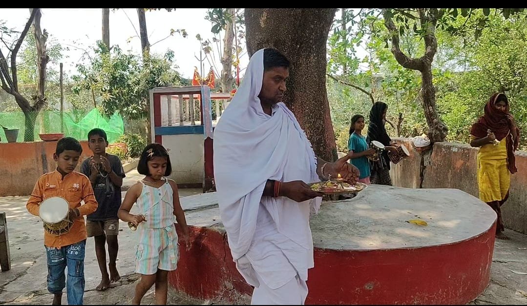 श्री सर्वेश्वरी मंगलम विद्या मंदिर में गूँजे भक्ति के स्वर श्री सर्वेश्वरी मंगलम विद्या मंदिर में गूँजे भक्ति के स्वर