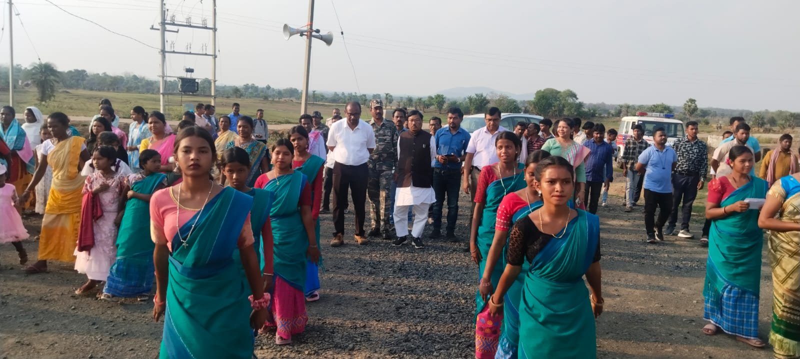 Pakur News:शिवरामपुर में तीन दिवसीय सुसमाचारीय एवं प्रार्थना सभा का भव्य शुभारंभ Pakur News:शिवरामपुर में तीन दिवसीय सुसमाचारीय एवं प्रार्थना सभा का भव्य शुभारंभ