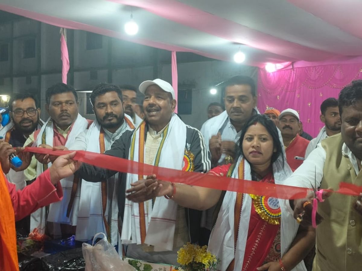 पल्हेया पंचायत शिव मंदिर परिसर में शानदार दुगोला कार्यक्रम का आयोजन