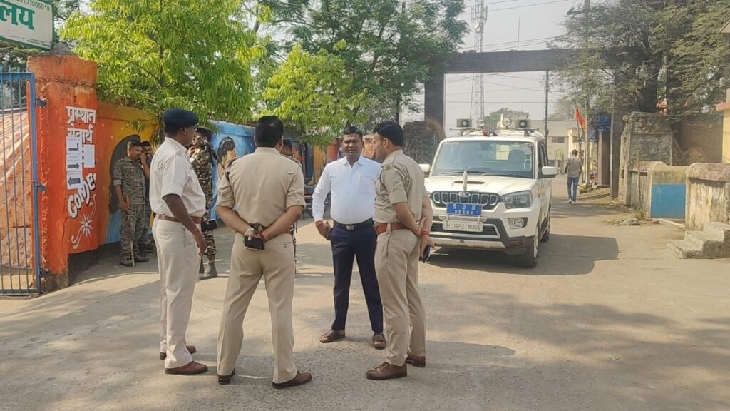 गोमिया में कड़ी निगरानी के बीच JPSC परीक्षा शुरू, 1464 अभ्यर्थी शामिल गोमिया में कड़ी निगरानी के बीच JPSC परीक्षा शुरू, 1464 अभ्यर्थी शामिल