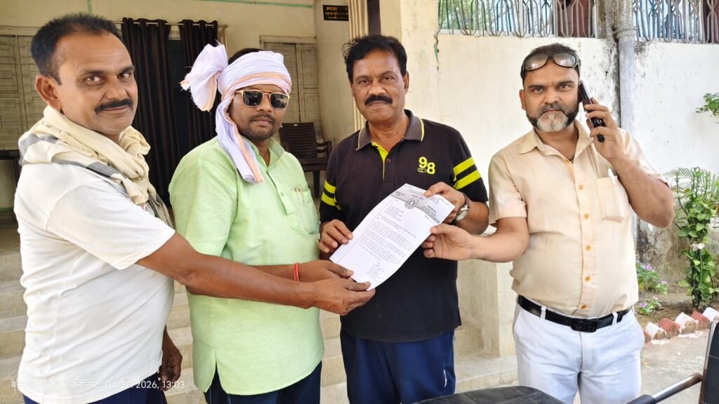 Latehar News:48 घंटे में सुधरे बिजली व्यवस्था, नहीं तो होगा व्यापक जन आंदोलन:दीपक राज Latehar News:48 घंटे में सुधरे बिजली व्यवस्था, नहीं तो होगा व्यापक जन आंदोलन:दीपक राज