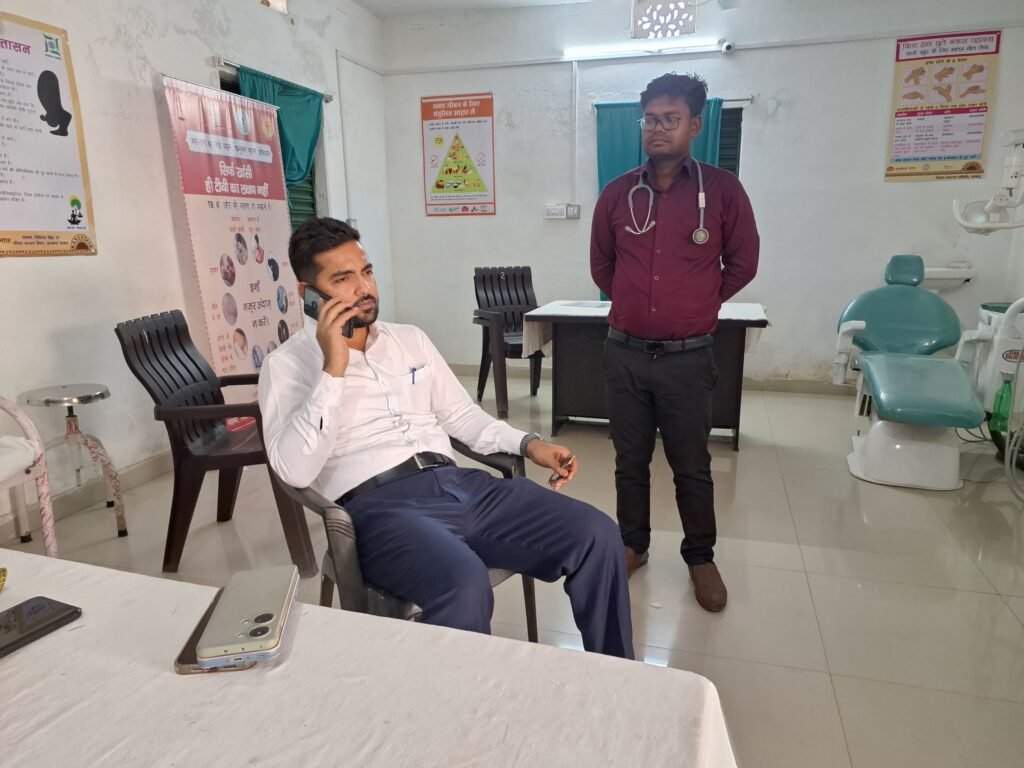 औचक निरीक्षण में सख्त दिखे डीसी,लेटलतीफी पर दो टूक—“या सुधारें कार्यशैली, नहीं तो कार्रवाई तय,गलत जानकारी देने पर लिपिक को कड़ी फटकार औचक निरीक्षण में सख्त दिखे डीसी,लेटलतीफी पर दो टूक—“या सुधारें कार्यशैली, नहीं तो कार्रवाई तय,गलत जानकारी देने पर लिपिक को कड़ी फटकार