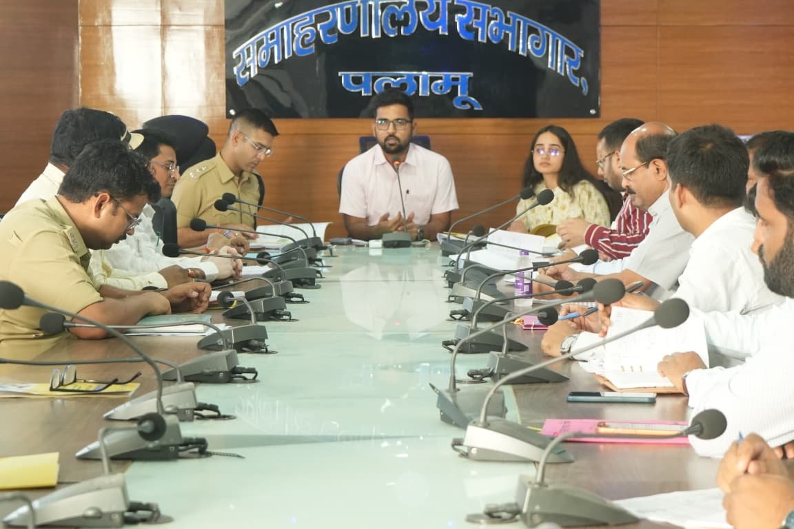 खनन टास्क फोर्स की बैठक:लीगल पैरामीटर्स एवं सरकार के दिशा निर्देशों के अनुरूप ही खनन कार्य संचालित हो,यह सुनिश्चित करने के निर्देश खनन टास्क फोर्स की बैठक:लीगल पैरामीटर्स एवं सरकार के दिशा निर्देशों के अनुरूप ही खनन कार्य संचालित हो,यह सुनिश्चित करने के निर्देश