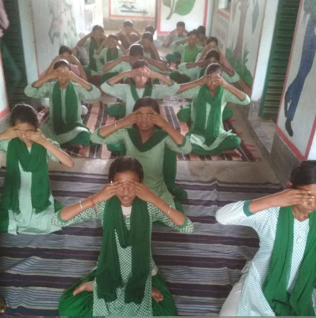 पाकुड़ में योग से स्वास्थ्य जागरूकता की सराहनीय पहल। पाकुड़ में योग से स्वास्थ्य जागरूकता की सराहनीय पहल।