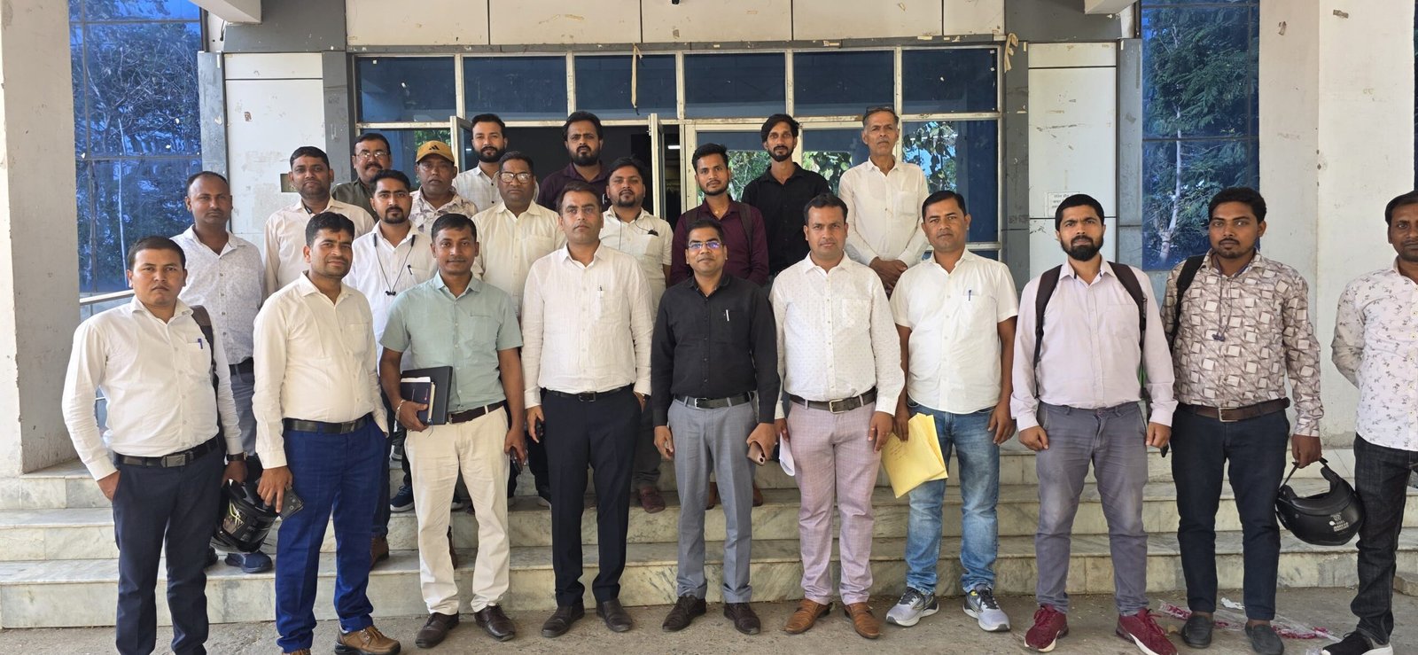 डिजिटल पंचायत परियोजना, राज्य सरकार के तहत पंचायत भवन में कार्यरत सी.एस.सी. संचालकों को कार्यशाला सह प्रशिक्षण आयोजित कर प्रशिक्षित किया गया।