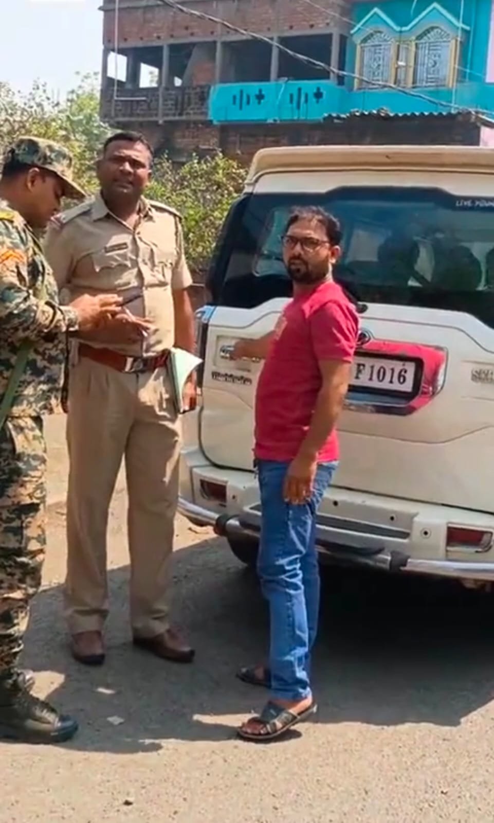 विधानसभा चुनाव को लेकर पाकुड़ जिले की सीमाओं पर सुरक्षा कड़ी, सभी चेक पोस्टों पर सघन जांच