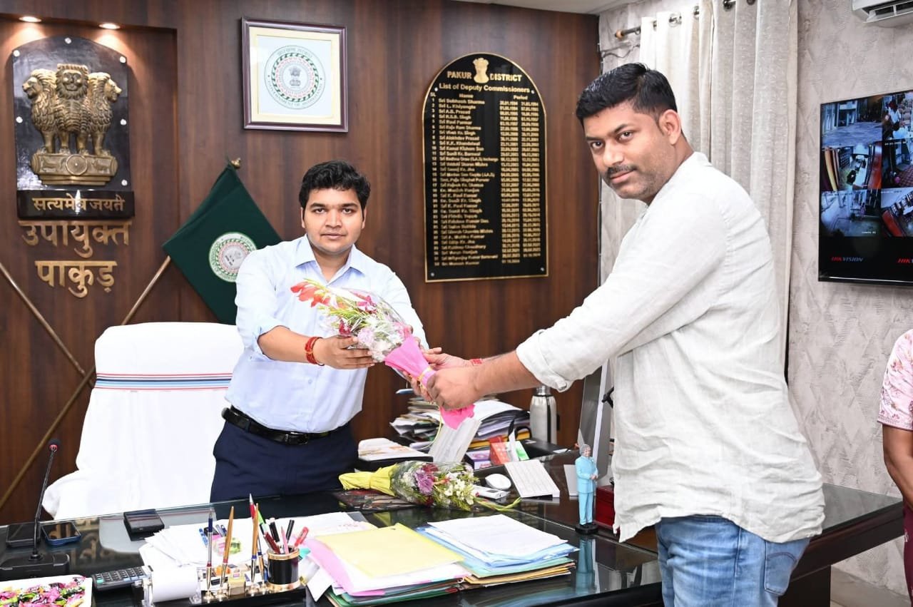 राष्ट्रीय पंचायत पुरस्कार में झिकरहट्टी पूर्वी पंचायत को द्वितीय स्थान, सम्मान समारोह आयोजित राष्ट्रीय पंचायत पुरस्कार में झिकरहट्टी पूर्वी पंचायत को द्वितीय स्थान, सम्मान समारोह आयोजित