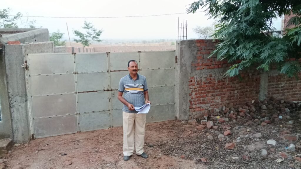 मनिका में जमीन विवाद पर जमीन मालिक पक्ष का बयान, आरोपों को बताया निराधार मनिका में जमीन विवाद पर जमीन मालिक पक्ष का बयान, आरोपों को बताया निराधार