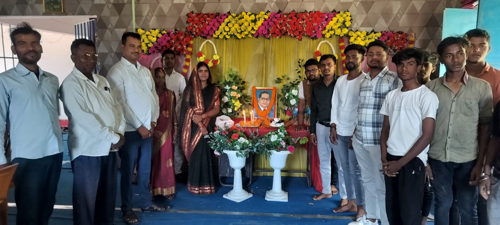 लहलहे पंचायत सचिवालय में मनी बाबा साहब की 135वीं जयंती: लहलहे पंचायत सचिवालय में मनी बाबा साहब की 135वीं जयंती: