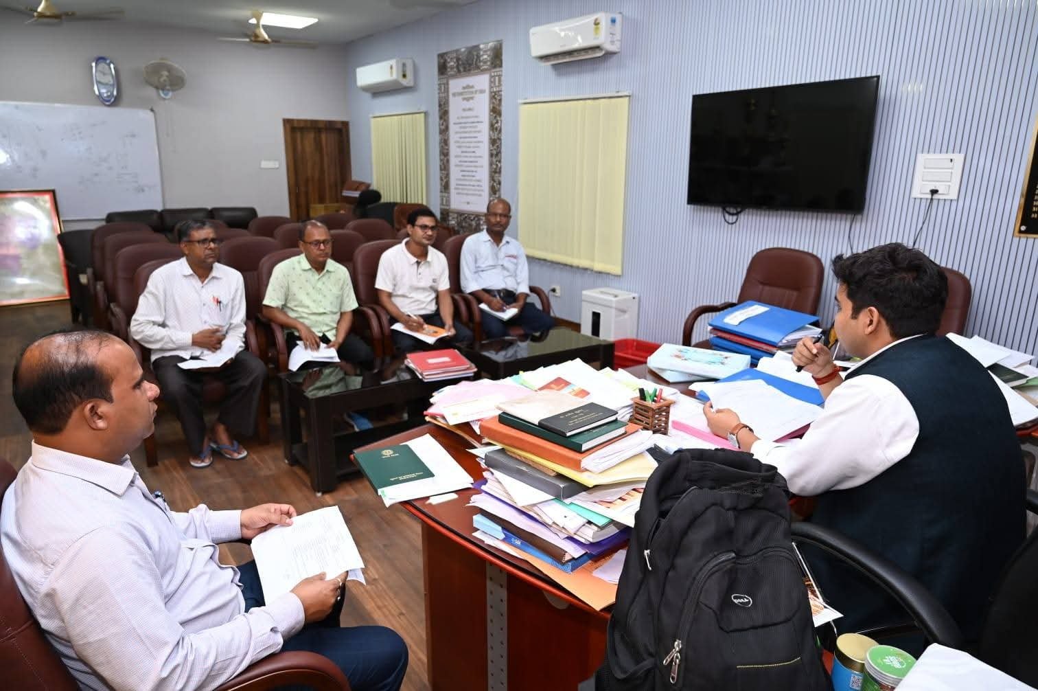 पाकुड़ में विकास कार्यों को मिलेगी रफ्तार,भू-अर्जन मामलों में तेजी के निर्देश पाकुड़ में विकास कार्यों को मिलेगी रफ्तार,भू-अर्जन मामलों में तेजी के निर्देश