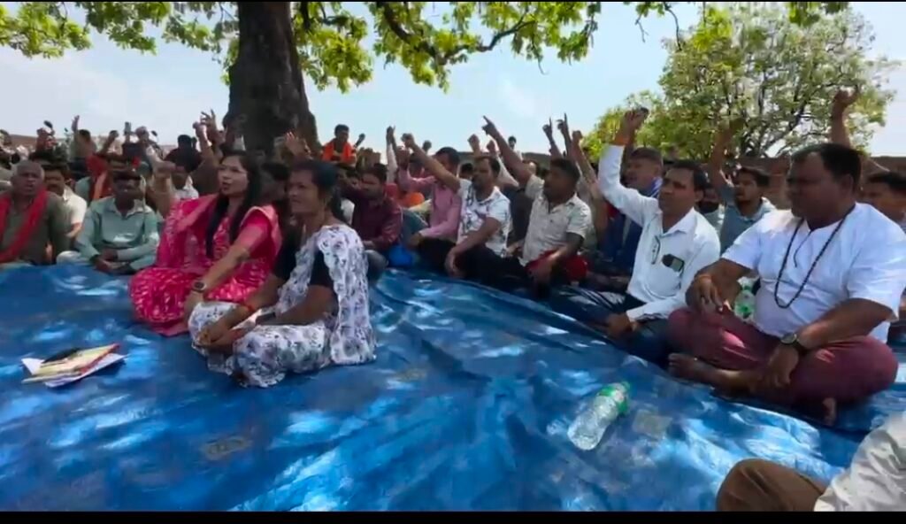 तेतरियाखांड कोलियरी विवाद पर अनीता देवी का कड़ा रुख, जांच की मांग तेज तेतरियाखांड कोलियरी विवाद पर अनीता देवी का कड़ा रुख, जांच की मांग तेज