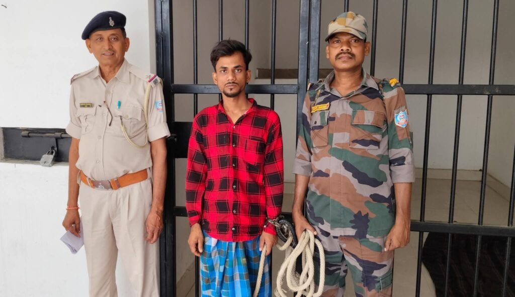 महेशपुर में सनसनीखेज वारदात: पति ने पत्नी की हत्या की, आरोपी गिरफ्तार महेशपुर में सनसनीखेज वारदात: पति ने पत्नी की हत्या की, आरोपी गिरफ्तार