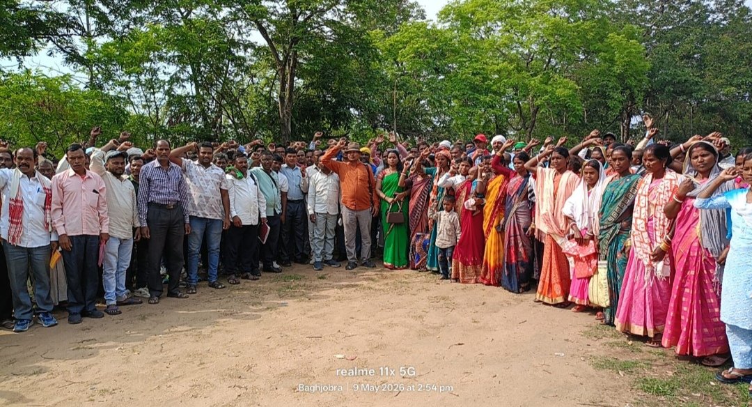 तेनुघाट में वनाधिकार को लेकर आपात बैठक, कानून लागू नहीं होने पर जताया रोष तेनुघाट में वनाधिकार को लेकर आपात बैठक, कानून लागू नहीं होने पर जताया रोष