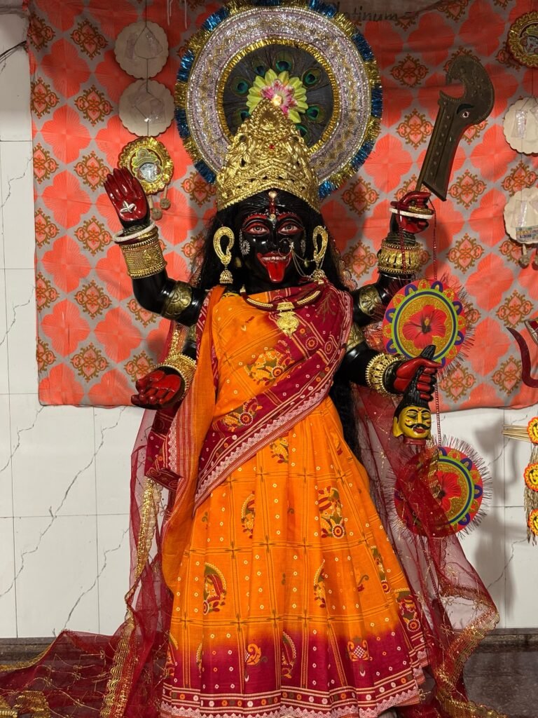 श्री दक्षिणेश्वरी मां काली मंदिर में अमवस्या पूजा सपंन्न