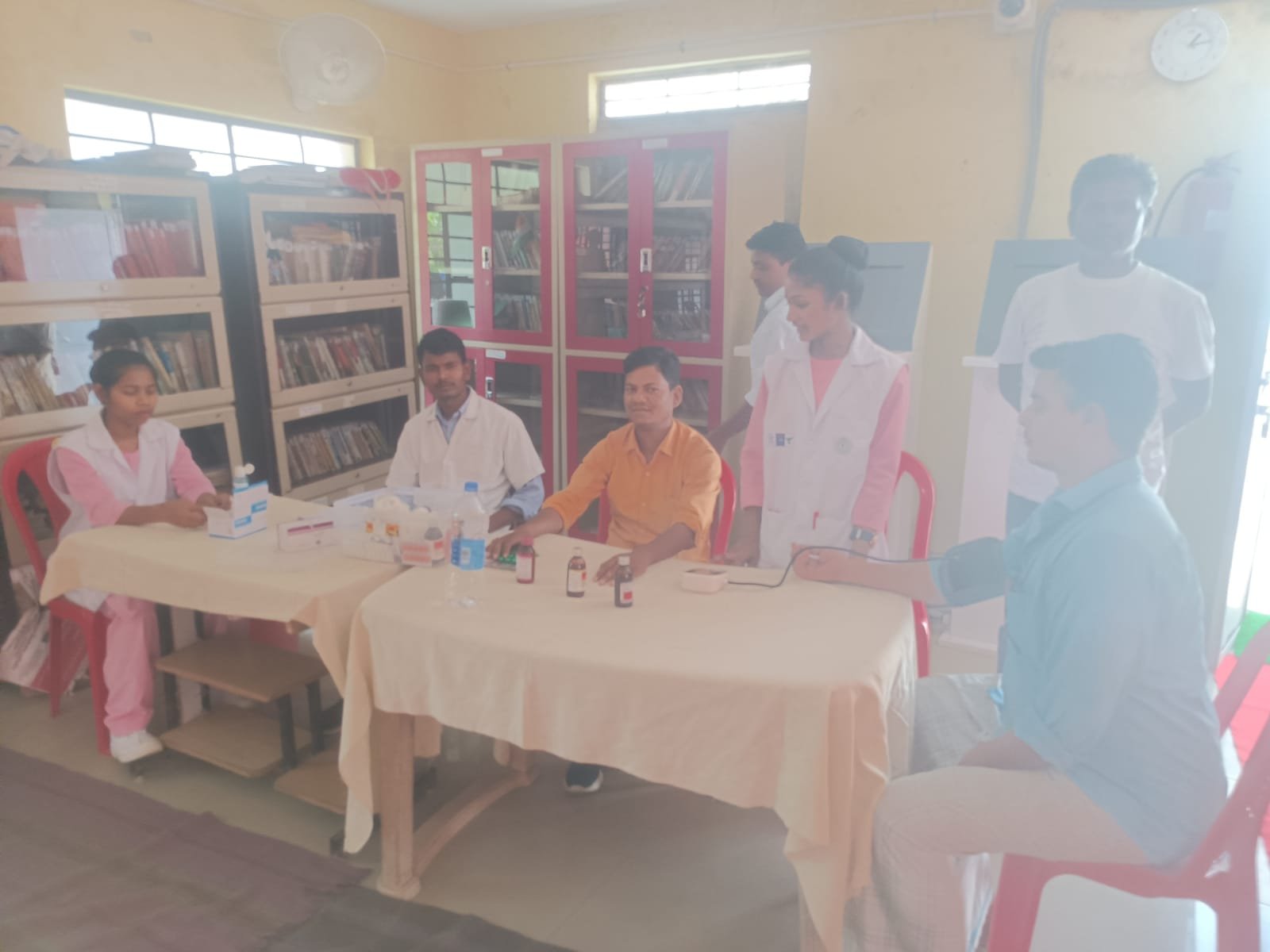 Latehar News:मंडल कारा में विधिक सहायता सह स्वास्थ्य जागरूकता शिविर का आयोजन, बंदियों के स्वास्थ्य की हुई जांच