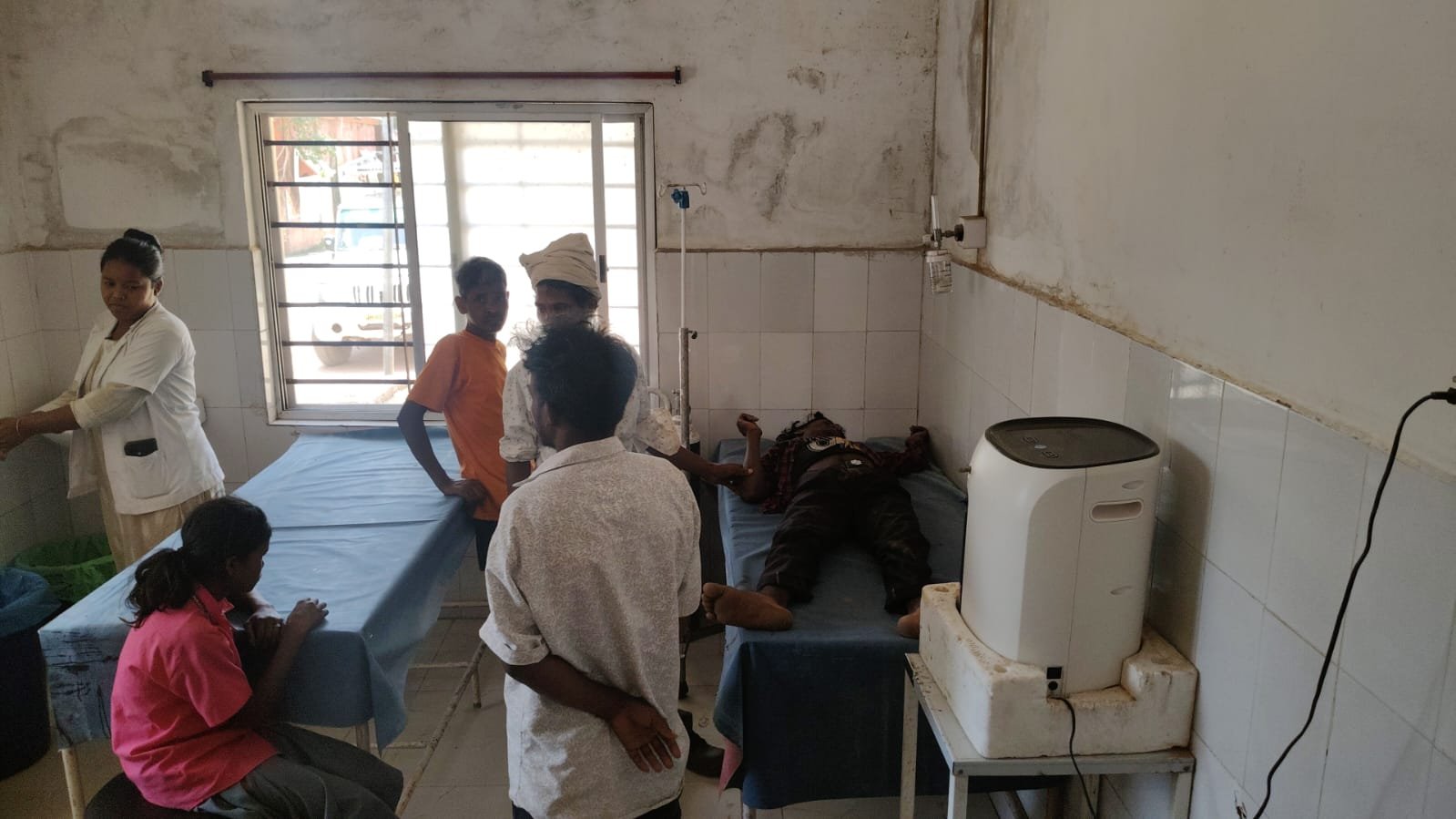 प्रेम प्रसंग में बड़ा कदम: किशोर-किशोरी ने खाया कीटनाशक,हालत गंभीर, गुमला रेफर प्रेम प्रसंग में बड़ा कदम: किशोर-किशोरी ने खाया कीटनाशक,हालत गंभीर, गुमला रेफर
