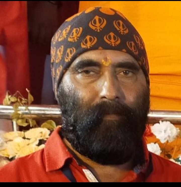 लोहरदगा में पेट्रोल पंपों की मनमानी! बॉक्साइट ट्रकों को डीजल देने से इनकार, ट्रक ऑनर एसोसिएशन ने दी आंदोलन की चेतावनी लोहरदगा में पेट्रोल पंपों की मनमानी! बॉक्साइट ट्रकों को डीजल देने से इनकार, ट्रक ऑनर एसोसिएशन ने दी आंदोलन की चेतावनी