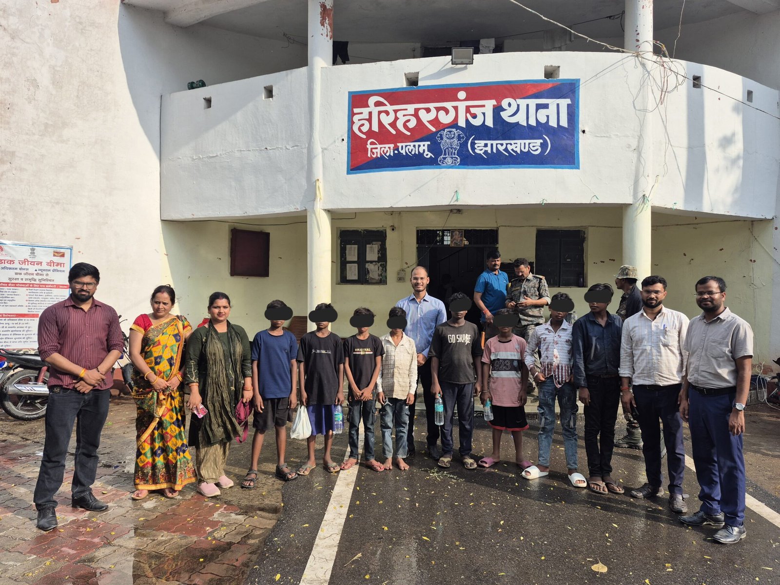 श्रम विभाग द्वारा हरिहरगंज एवं पिपरा क्षेत्र में चलाया गया छापेमारी अभियान,8 बाल श्रमिकों को कराया गया मुक्त