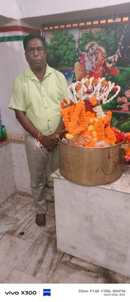 देवघर: AISMJWA प्रदेश अध्यक्ष ने किए बाबा बैद्यनाथ के दर्शन, जेलर प्रमोद कुमार के आतिथ्य की सराहना देवघर: AISMJWA प्रदेश अध्यक्ष ने किए बाबा बैद्यनाथ के दर्शन, जेलर प्रमोद कुमार के आतिथ्य की सराहना