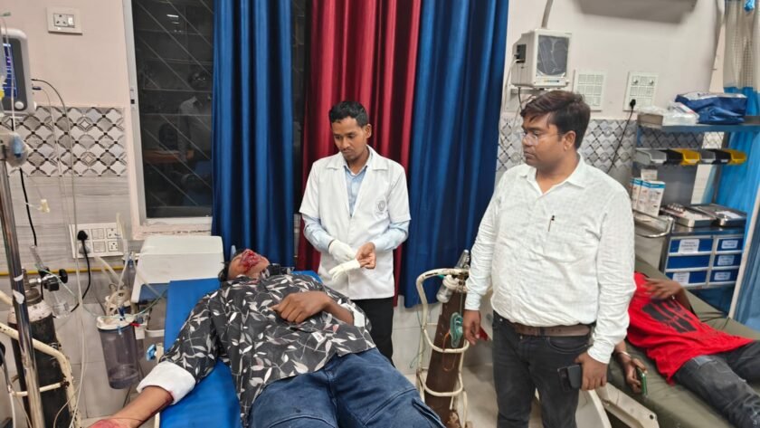 लातेहार: वाहन जांच के दौरान बड़ा हादसा टला,डीटीओ ने घायलों को पहुंचाया अस्पताल