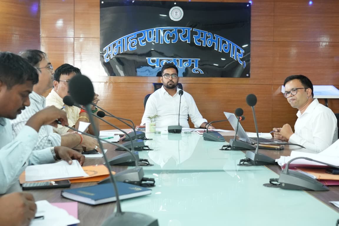 कृषि एवं संबद्ध विभागों की डीसी ने की समीक्षा,बैठक में योजनाओं के प्रभावी क्रियान्वयन व वैक्सीनेशन में तेजी लाने के निर्देश