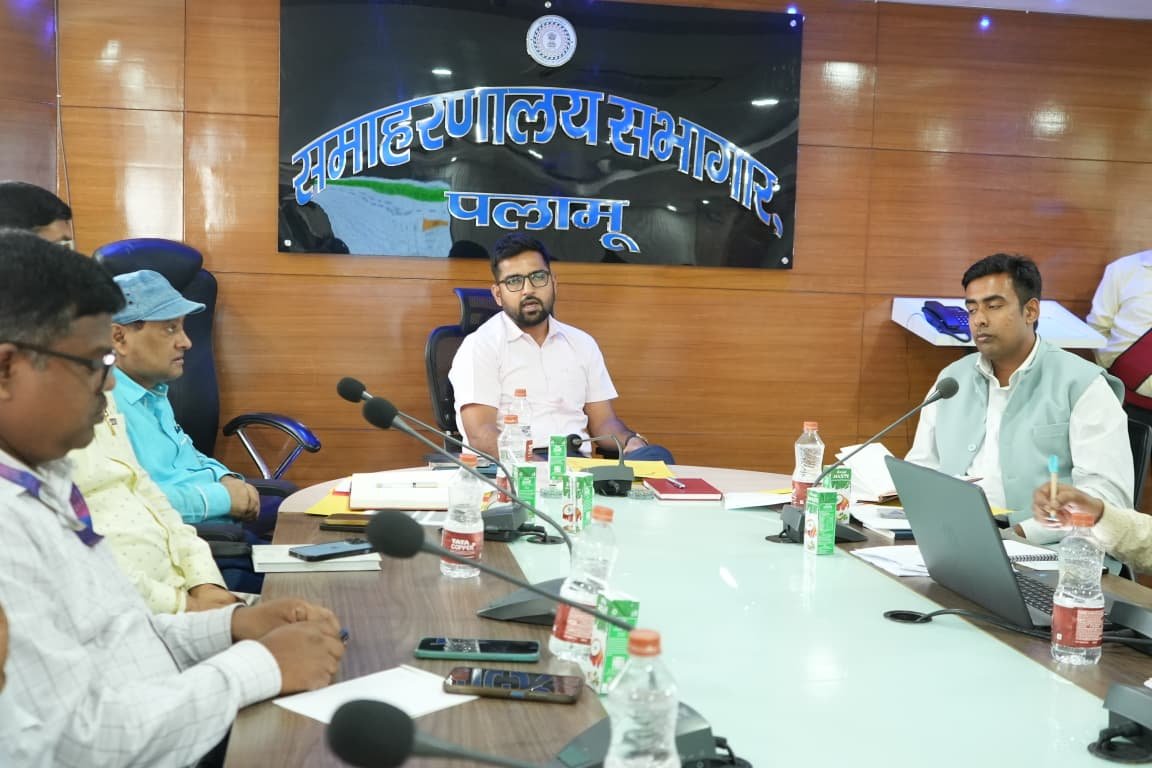 जिला स्तरीय कॉर्पोरेट सामाजिक उत्तरदायित्व (CSR) समिति की बैठक आयोजित जिला स्तरीय कॉर्पोरेट सामाजिक उत्तरदायित्व (CSR) समिति की बैठक आयोजित