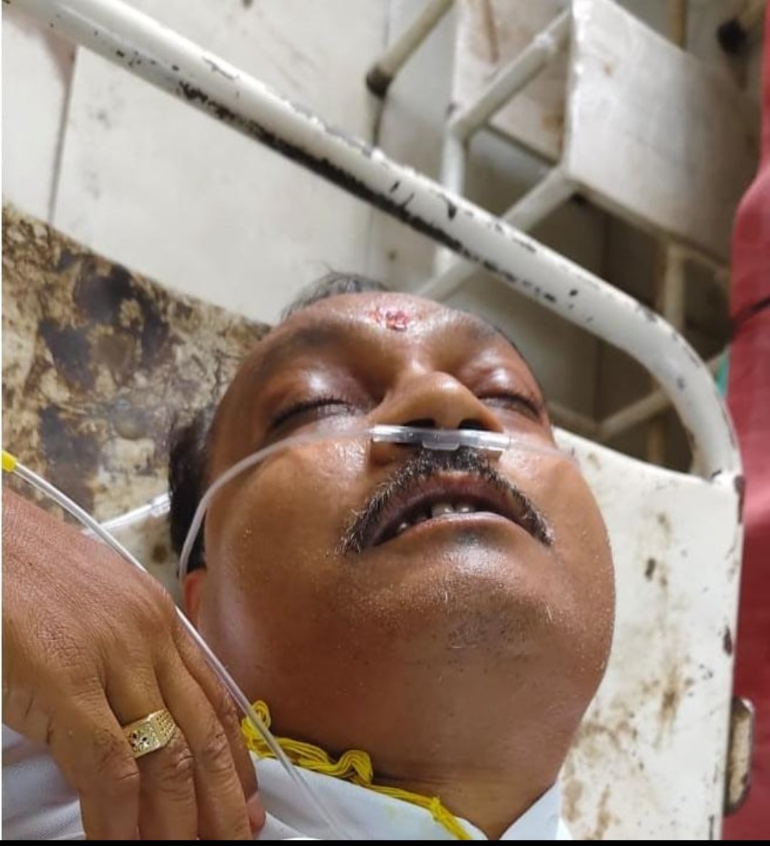 जीएलए कॉलेज के समीप युवक को मारी गोली, एमएमसीएच में चल रहा इलाज