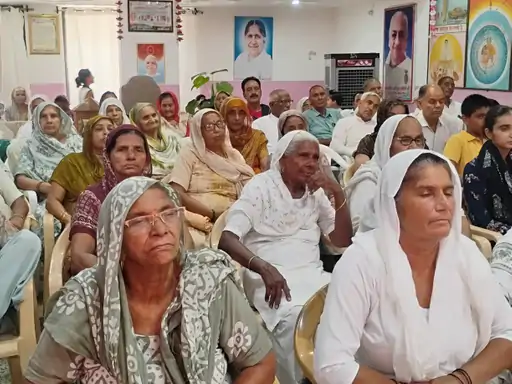 श्रद्धा एवं सेवा भाव के साथ मना मातेश्वरी जगदंबा सरस्वती जी का स्मृति दिवस