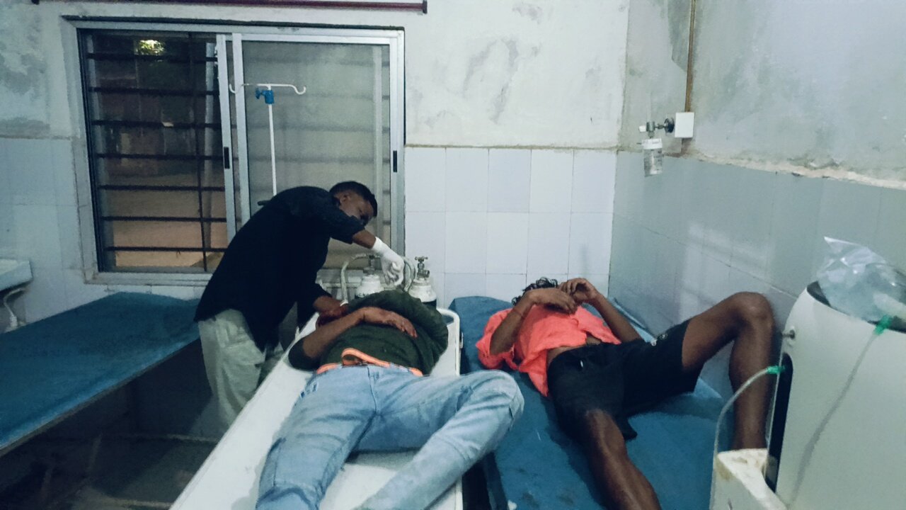 घाघरा (गुमला) सड़क हादसा:दो बाइकों की सीधी टक्कर, 4 युवक घायल, 2 रेफर घाघरा (गुमला) सड़क हादसा:दो बाइकों की सीधी टक्कर, 4 युवक घायल, 2 रेफर