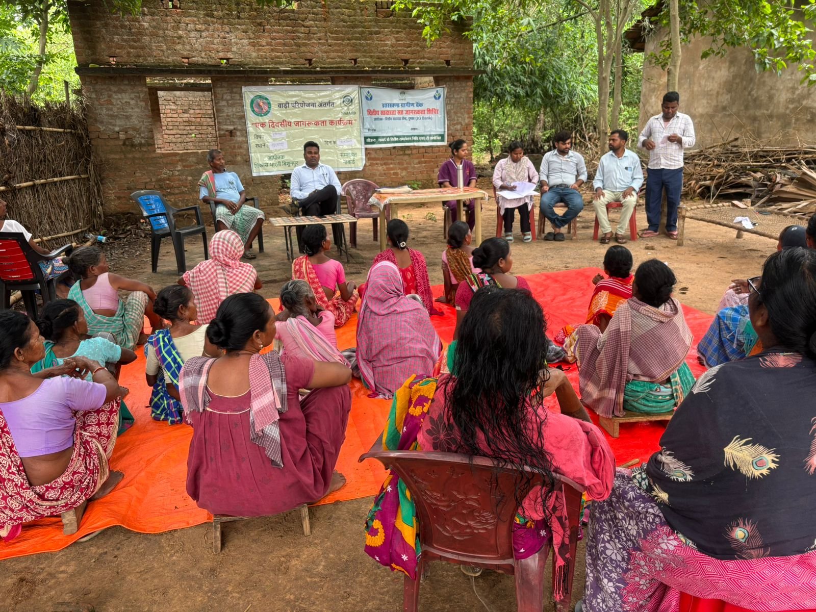 नाबार्ड परियोजना के तहत जनजातीय लाभार्थियों हेतु स्वास्थ्य जागरूकता शिविर आयोजित नाबार्ड परियोजना के तहत जनजातीय लाभार्थियों हेतु स्वास्थ्य जागरूकता शिविर आयोजित