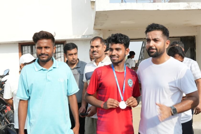 अंतरराष्ट्रीय ओलंपिक दिवस पर पलामू में 5 किमी मैराथन दौड़ का आयोजन,विजेताओं को किया गया सम्मानित अंतरराष्ट्रीय ओलंपिक दिवस पर पलामू में 5 किमी मैराथन दौड़ का आयोजन,विजेताओं को किया गया सम्मानित