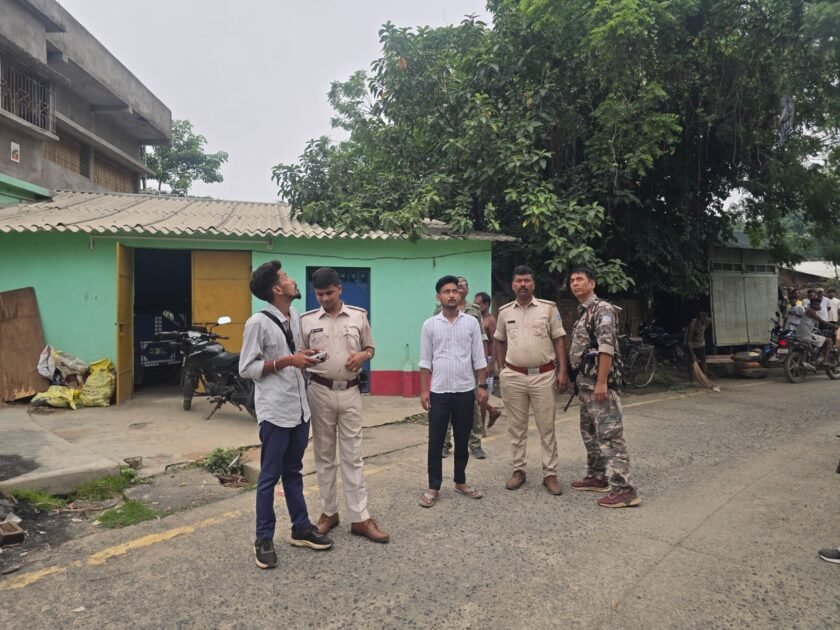कोटालपोखर में मुहर्रम को लेकर प्रशासन सतर्क, थाना प्रभारी ने मार्गों का किया निरीक्षण कोटालपोखर में मुहर्रम को लेकर प्रशासन सतर्क, थाना प्रभारी ने मार्गों का किया निरीक्षण