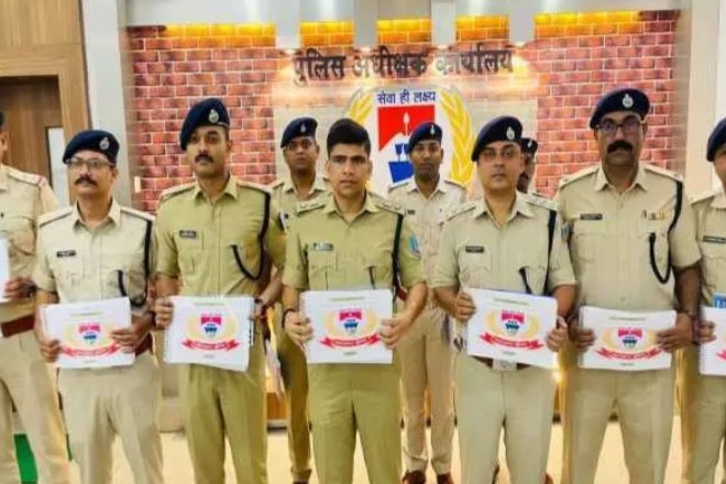 रामगढ़ पुलिस की हाईटेक पहल: 1,971 अपराधियों की डिजिटल प्रोफाइलिंग, 36 सदस्यीय विशेष विंग का गठन रामगढ़ पुलिस की हाईटेक पहल: 1,971 अपराधियों की डिजिटल प्रोफाइलिंग, 36 सदस्यीय विशेष विंग का गठन