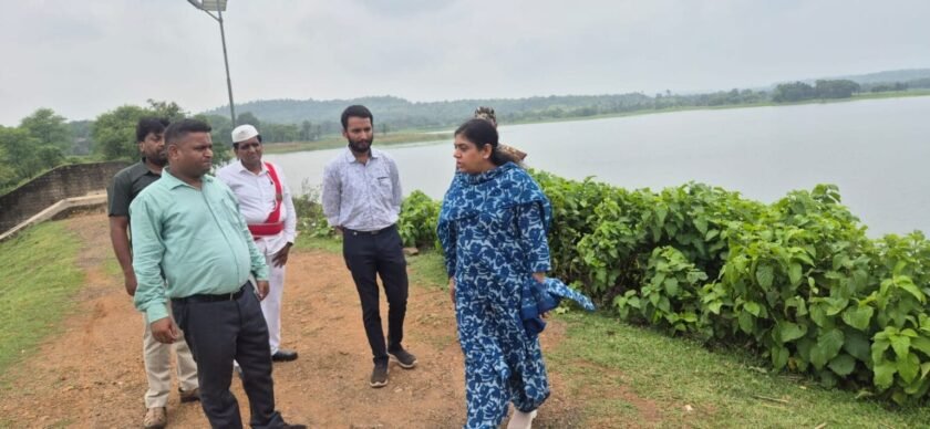 पाकुड़ में पर्यटन विकास को रफ्तार, उपायुक्त ने भौरी कोचा मंदिर व दुर्गापुर डैम का किया निरीक्षण