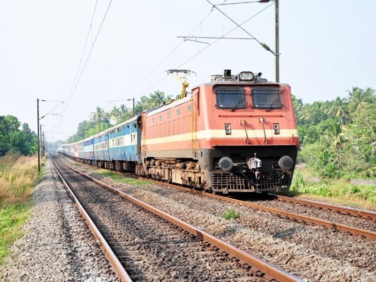 गढ़वा से बलरामपुर तक नई रेल लाइन को मंजूरी: झारखंड-छत्तीसगढ़ कनेक्टिविटी में आएगा बड़ा बदलाव गढ़वा से बलरामपुर तक नई रेल लाइन को मंजूरी: झारखंड-छत्तीसगढ़ कनेक्टिविटी में आएगा बड़ा बदलाव