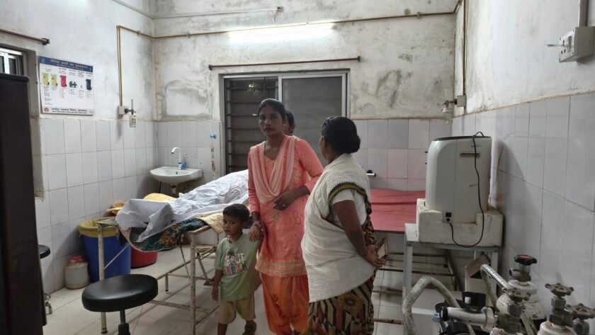 मानसिक रूप से परेशान युवक ने पेड़ से फांसी लगाकर की आत्महत्या,क्षेत्र में शोक