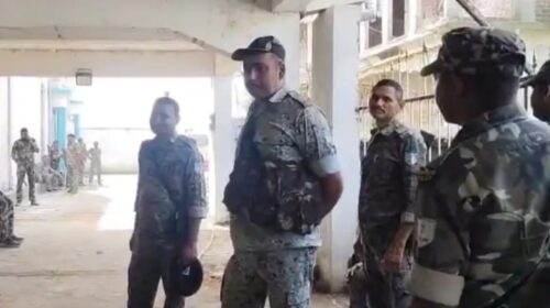 पाकुड़ में पूर्व NDA प्रत्याशी अजहर इस्लाम के घर पुलिस छापेमारी, जमीन विवाद में बढ़ा तनाव