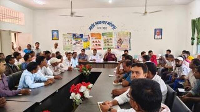 एसआईआर को लेकर वॉलिंटियर्स को दिया गया प्रशिक्षण एसआईआर को लेकर वॉलिंटियर्स को दिया गया प्रशिक्षण