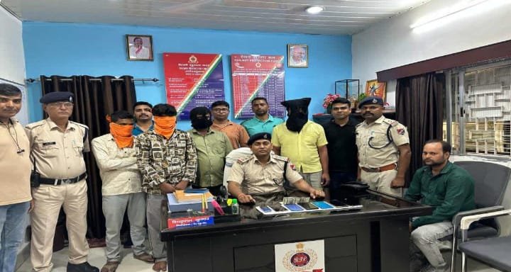राँची रेलवे स्टेशन पर फर्जी टीटीई गिरोह का भंडाफोड़