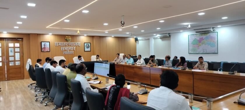 लंबित भूमि अधिग्रहण और मुआवजा मामलों में तेजी लाने के निर्देश लंबित भूमि अधिग्रहण और मुआवजा मामलों में तेजी लाने के निर्देश