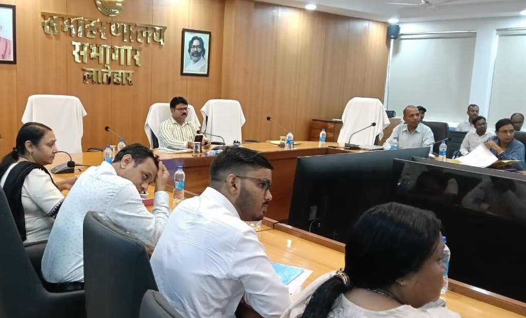 आकांक्षी योजनाओं के बेहतर क्रियान्वयन पर डीसी ने दिया जोर, विभागों को तय लक्ष्य समय पर पूरा करने का निर्देश