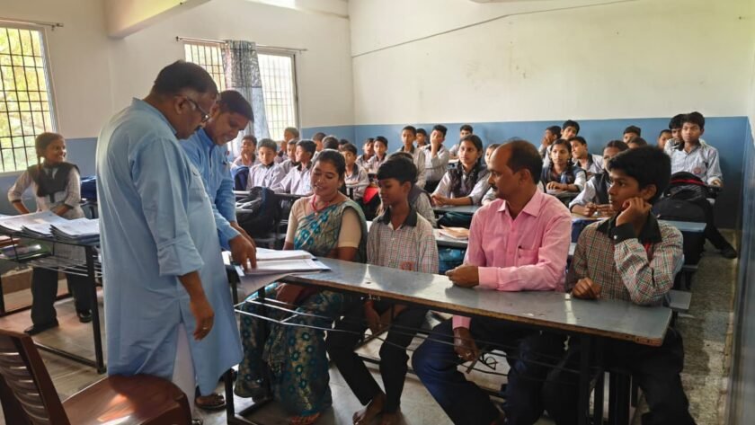 ओपन डे में अभिभावकों ने देखी बच्चों की शैक्षणिक प्रगति