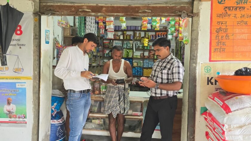 बरडीहा में खाद की कालाबाजारी का खुलासा:बीडीओ की छापेमारी में फर्जीवाड़ा उजागर,डीएम को भेजी जाएगी रिपोर्ट