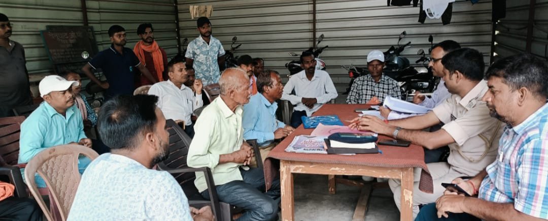 तेनुघाट में थाना दिवस का आयोजन,जमीन से जुड़े मामलों का हुआ निष्पादन तेनुघाट में थाना दिवस का आयोजन,जमीन से जुड़े मामलों का हुआ निष्पादन