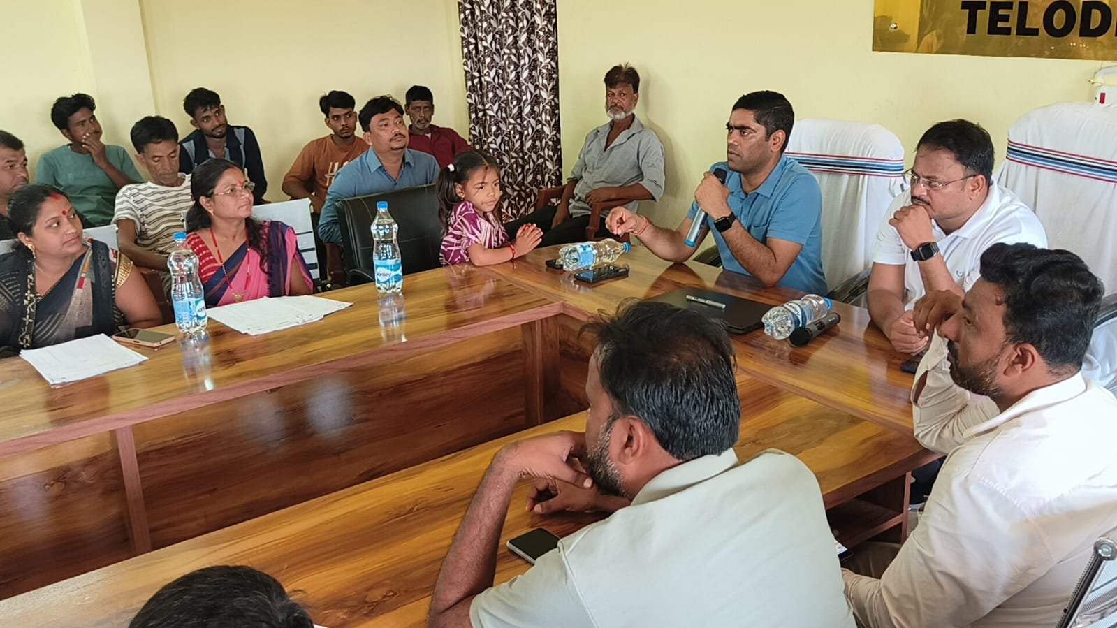 तेलोडीह पंचायत सचिवालय में SIR को लेकर विशेष प्रशिक्षण, नोटिस का जवाब देना होगा अनिवार्य । तेलोडीह पंचायत सचिवालय में SIR को लेकर विशेष प्रशिक्षण, नोटिस का जवाब देना होगा अनिवार्य ।