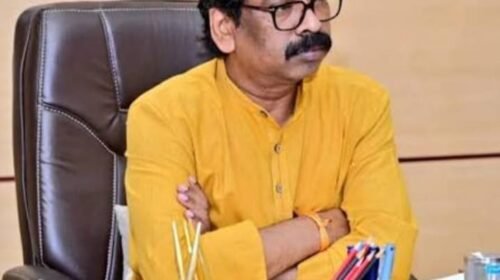 छात्रों और सरकार के बीच चौथे दौर की वार्ता टली,वाहन भेजकर फिर छात्रों को उतारा