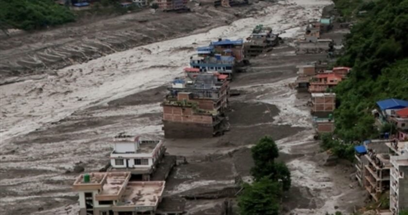 नेपाल-तिब्बत बॉर्डर पर भीषण बाढ़, 95 की मौत;133 भारतीयों समेत 1000 से ज्यादा लोग लापता